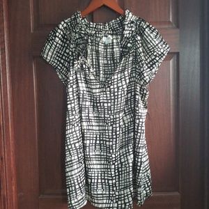 Motherhood Maternity Black and Cream Blouse